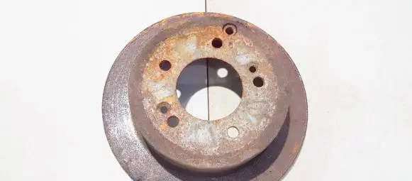 Hyundai Sonata Rear brake disc neventiliuojamas