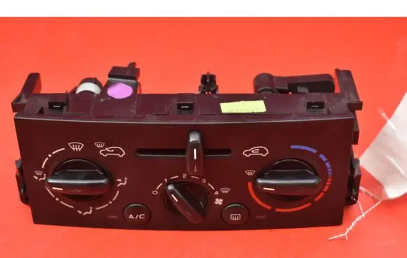 Mercedes-Benz E C207 W207 Climate control unit 1848820220