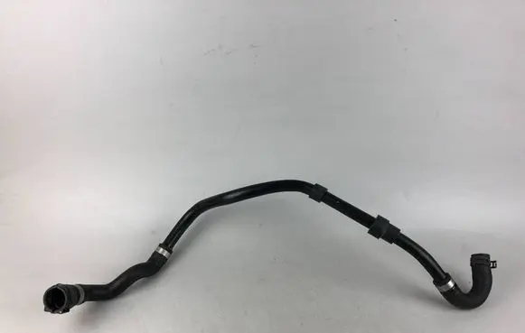 Mini One - Cooper F56 F55 Engine coolant pipe/hose 8741802