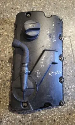 Volkswagen Golf V Rocker cam cover 038103469