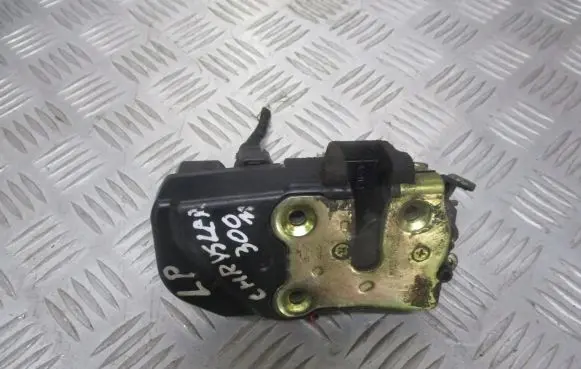 Chrysler 300M Front door lock