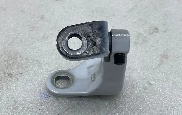 Tesla Model Y Front door upper hinge 30612688A 3120
