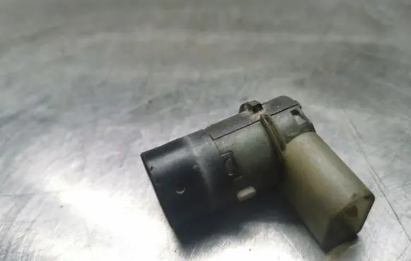 Audi A6 S6 C5 4B Parking PDC sensor 4B0919275A