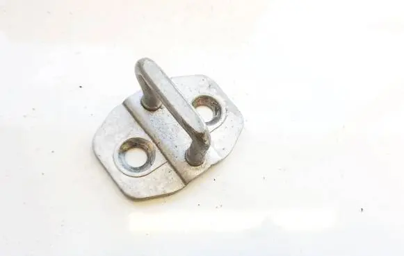 Mercedes-Benz B W246 W242 Front door lock loop/hook striker 11000049b