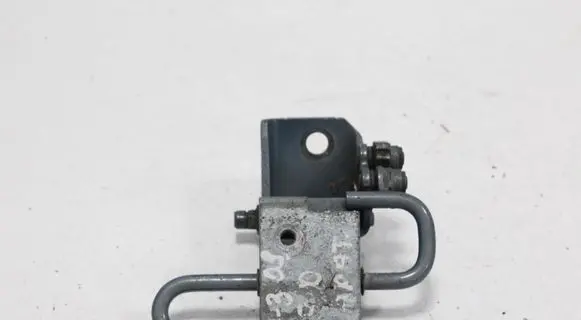 Audi A3 S3 8P Rear door lower hinge 8P4833412A