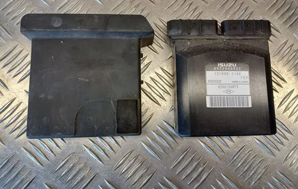 Renault Espace - Grand espace IV Fuel injection control unit/module 8200156879 1310001164 8972406922