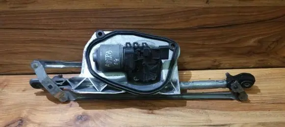 Front wiper linkage and motor