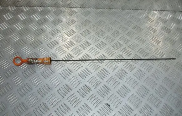 Skoda Fabia Mk1 (6Y) Oil level dip stick 