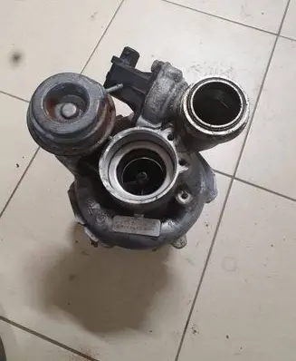 BMW 7 F01 F02 F03 F04 Turbo 4571543