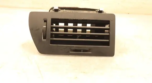 Opel Astra H Dashboard side air vent grill/cover trim