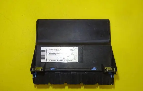 Ford Fiesta Comfort/convenience module 2S6T-15K600BF 5WK48031C