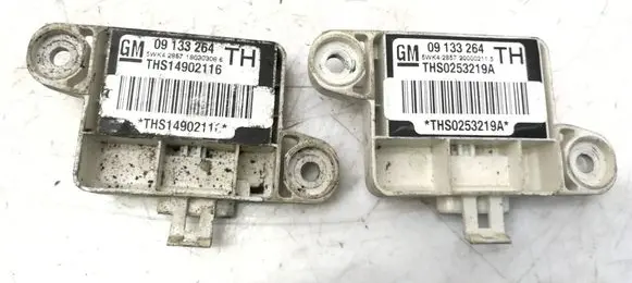 Opel Zafira A Airbag deployment crash/impact sensor 09133264 THS14902116 HS149021