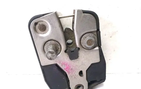 BMW 8 E31 Engine bonnet (hood) release handle