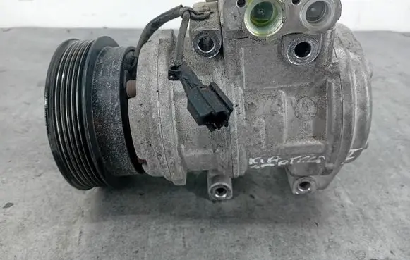 KIA Sportage Air conditioning (A/C) compressor (pump) KTT090059
