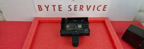 Audi A5 Door control unit/module 4M8959792N