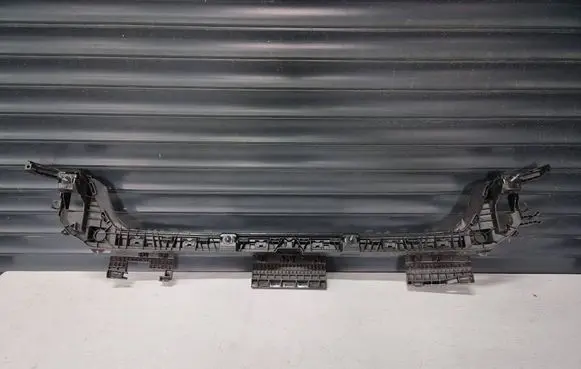 Audi A4 S4 B9 8W Rear bumper mounting bracket 8W9807385H
