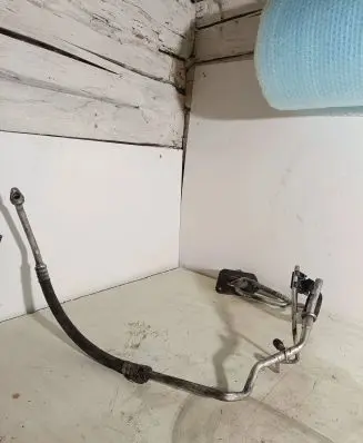 Air conditioning (A/C) pipe/hose