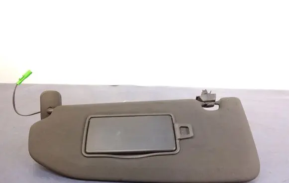 Sun visor