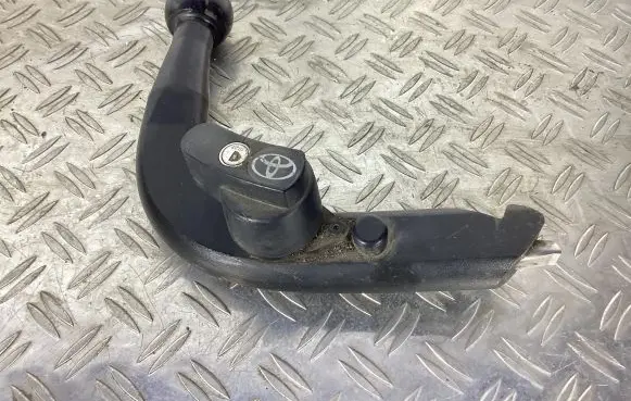Toyota Land Cruiser (J200) Detachable towbar PZ4087255500