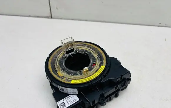 Audi A4 S4 B8 8K Airbag slip ring squib (SRS ring) 8K0953568F