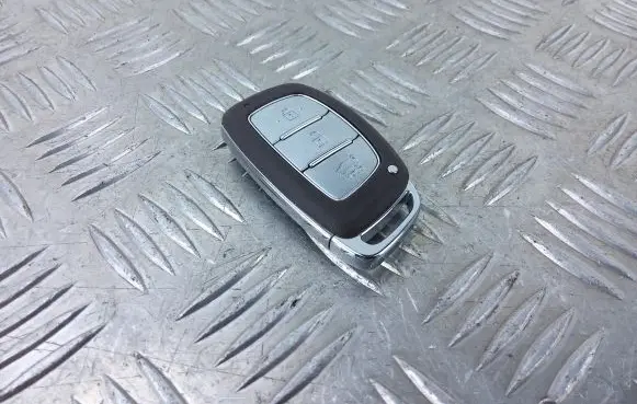 Hyundai i20 (BC3 BI3) Ignition key/card 