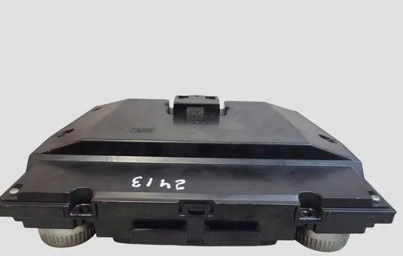 Volvo V70 Climate control unit 31398588 M4372300076