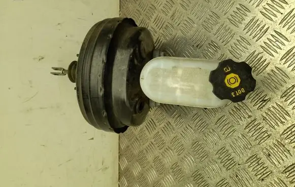 Master brake cylinder