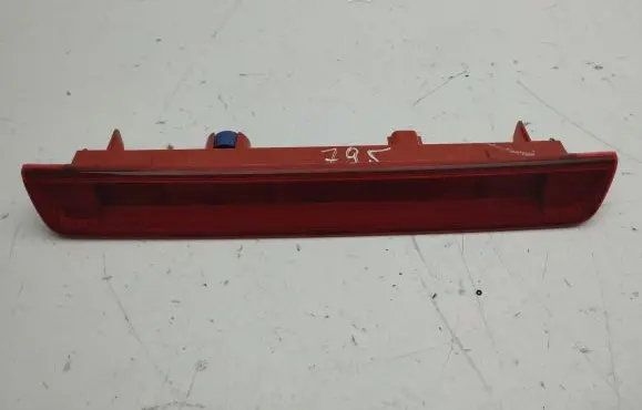 Nissan Qashqai Third/center stoplight 265904EA0A