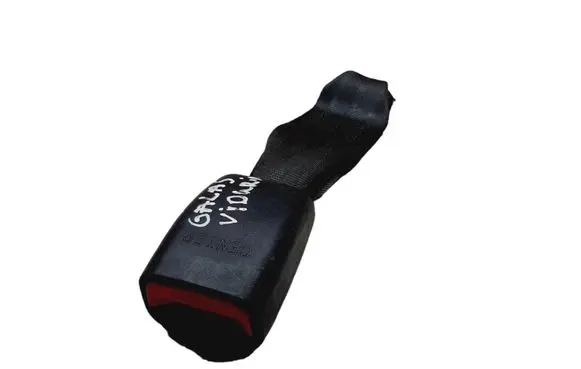 Middle seatbelt buckle (rear)