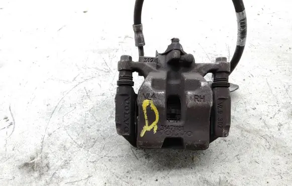 Volvo XC40 Rear brake caliper 31471181