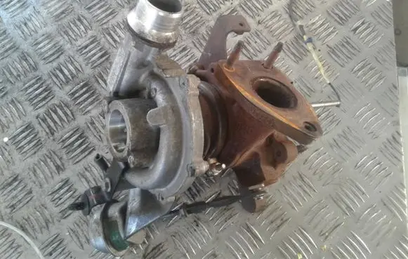 Renault Trafic II (X83) Turbo 8200822404