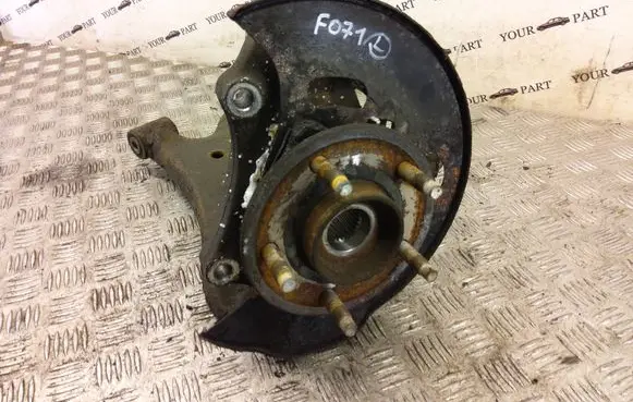 Chevrolet Captiva Front wheel hub spindle knuckle