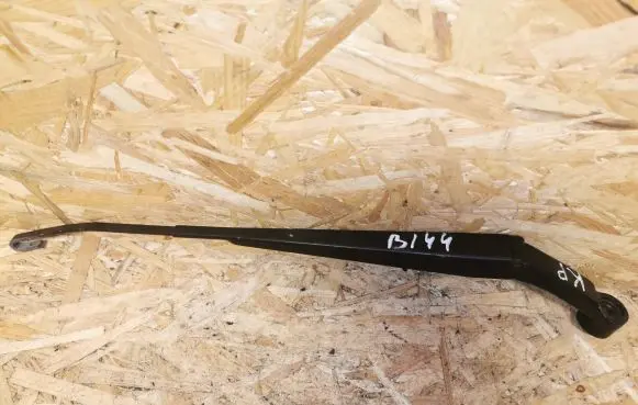 Toyota Hilux (AN10, AN20, AN30) Front wiper blade arm 6903 272W 1724