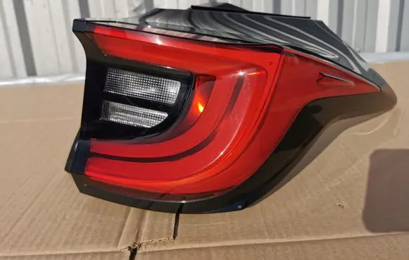 Toyota Yaris XP210 Rear/tail lights