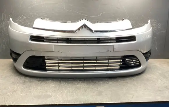 Citroen C4 I Picasso Front bumper 9654196177 9654195980