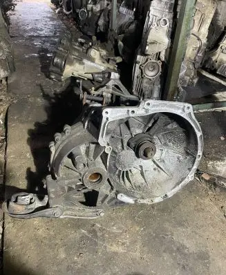 Ford C-MAX I Manual 5 speed gearbox 3M5R7F096YF 67935 R3T9A