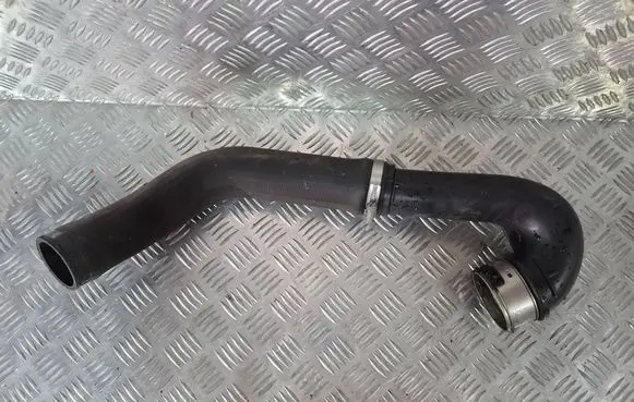 Opel Insignia A Turbo air intake inlet pipe/hose 23131218