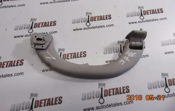 Mercedes-Benz E W211 Front interior roof grab handle A2118100051