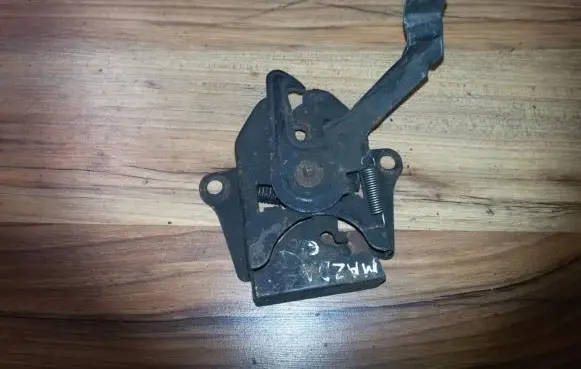 Mazda 626 Engine bonnet/hood lock/catch