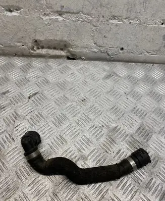 Mercedes-Benz C W205 Coolant pipe/hose A0089974889