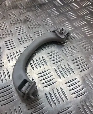 Mercedes-Benz E W211 Front interior roof grab handle A2118100051