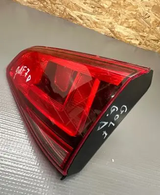 Volkswagen Golf VII Tailgate rear/tail lights 5GM945094A 00217716 2SD01197804