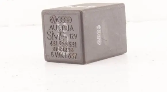 Audi A4 S4 B5 8D Other relay 531955531 5WK1637