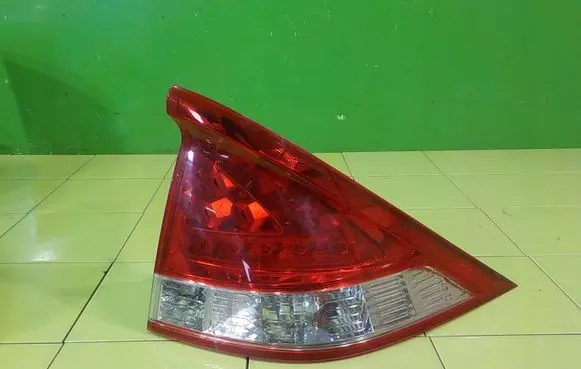 Honda Insight Rear/tail lights 