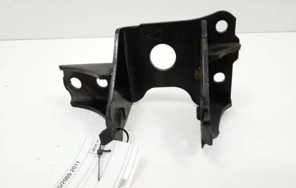 Toyota Prius (XW30) Engine mounting bracket 1232537070