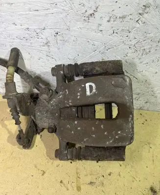Opel Insignia A Rear brake caliper