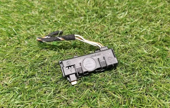 Mercedes-Benz E W212 Rain sensor A2048210851
