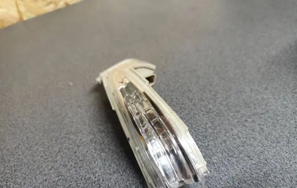Citroen C4 II Picasso Mirror indicator light 6325J4