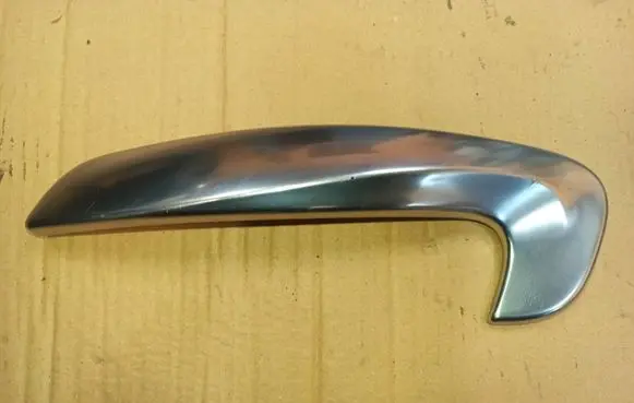 Renault Latitude (L70) Front door trim bar 809608544R