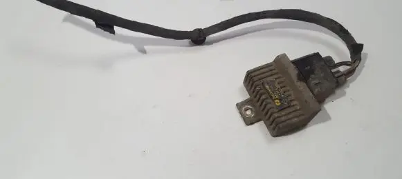 Renault Espace - Grand espace IV Glow plug pre-heat relay 7700115078